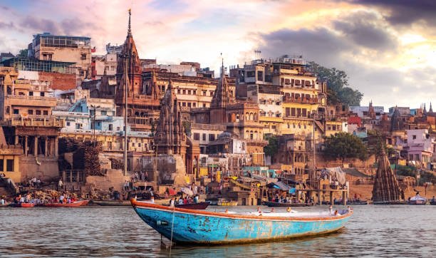 Explore Varanasi Tour Packages from Hyderabad | Kashi Tour Guide 2N/3D